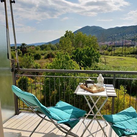 Appartamento Casa Di Andrea Albenga Esterno foto