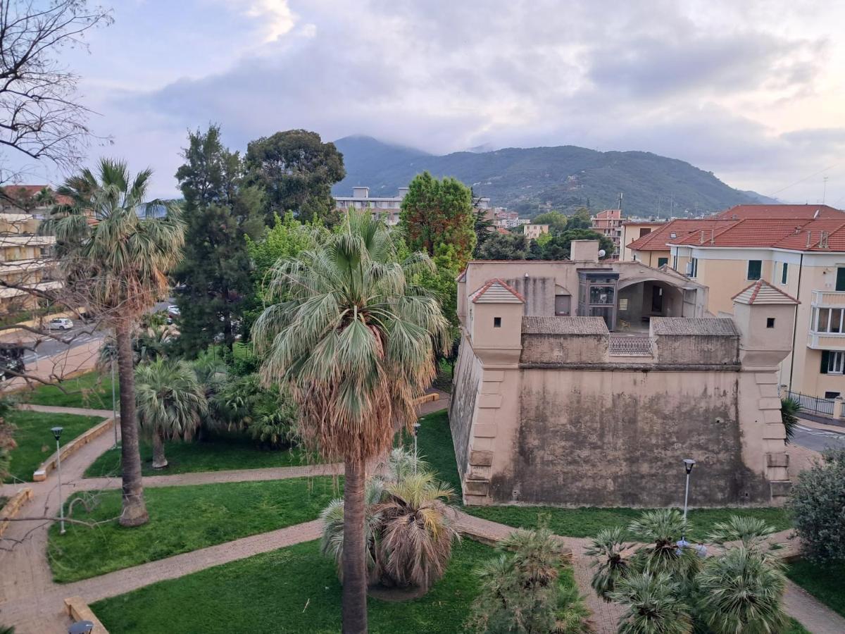 Appartamento Casa Di Andrea Albenga Esterno foto